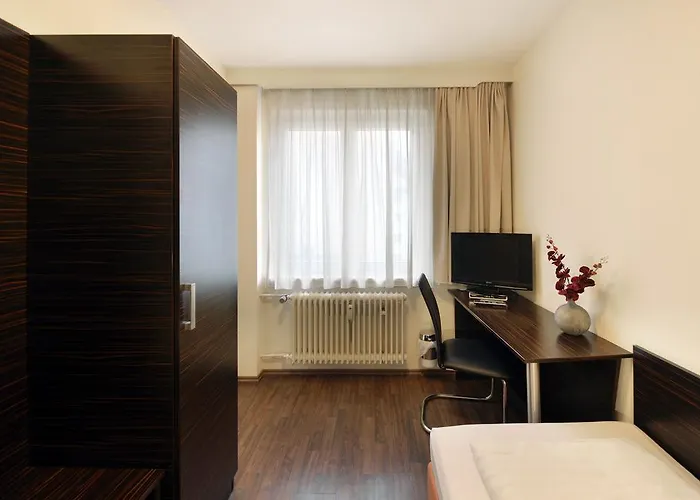 Fair Frankfurt - An Der Messe Hotel 3*